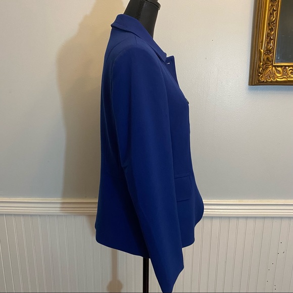 NWOT Chadwick’s of Boston Womens Jacket Size 10 Royal Blue Button Closure - Picture 3 of 9